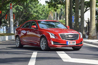 能漂移！同级最好开的几台轿车，操控完爆奔驰奥迪