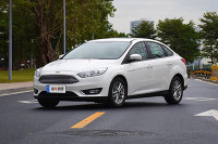 10万出头带独立悬挂！这几款轿车够厚道