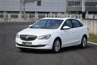 快抄底，朗逸优惠4.5万，捷达优惠3.7万！这些A级车降价降疯了！