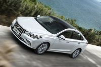 10万就能买的中型车，面子到位，但6毛1公里的油耗你能接受？