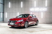 要面子有面子，要配置有配置，10来万买这些国产车靠谱！