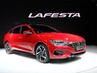 别黑韩系了，现代这台12万起的新车分分钟吊打神车思域