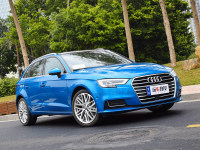 买车看内饰！20多万就选这5款，豪华感十足！