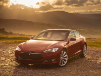 油价再高都不怕，13.98万起这3款超省油，家用最合适了！