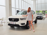 沃尔沃XC40到店实拍：简约外表之下储物空间大的惊人