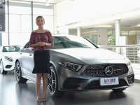 抢先实拍！曾经的最美奔驰，换了新款以后…