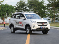 7座的中型SUV才卖5.68万起，好开实用，养起来也轻松！