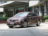 10来万买这3款家轿经济耐用，没家庭负担！