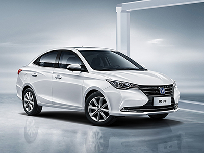 6.59万能买顶配！这款性价比超高的亲民家轿这么选保证超值！