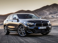 300匹马力，百公里加速4.9秒，这台四缸SUV竟打败了六缸M3？