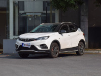 轻松入手无压力!6万起步的帅气SUV,动力和底盘竟有小惊喜
