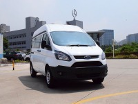 2.0T+6AT，这台福特新车用空间和实用性教你做人！
