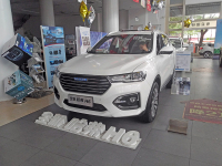 【4S实访】15万落地的2台爆款SUV怎么选？