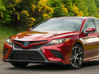 忘了德系吧！这4款中型车油耗低还超实用，家用首选