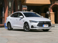 10万内可落地，这4款家轿都是精品，这么选最值！