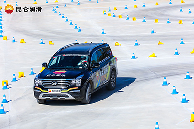 想让车速突破极限？你需要更好的润滑油！