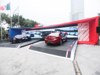 街头真实赛车,别克“9AT限时游戏厅”体验馆,等你来战!