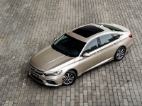 开去酒吧都不虚！这辆18.28万起中型车帅得有点离谱