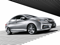 10万预算的人生第一辆车，到底该选谁？