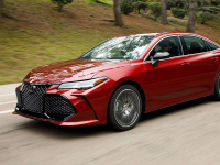 丰田最新力作！轴距2米87，回头率100%，马上亮相！