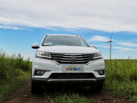 铂金系列上市即热销，荣威RX5月销破两万！哪款车型最值得购买？