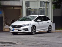 老少咸宜，男女通吃，这3款家用车人见人爱，买了不会错