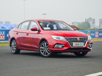 有合资有自主，小年轻手持8万块，4款帅气家轿随便挑