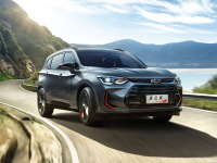 10万出头就能买的的大空间合资7座车，这车家用首选？