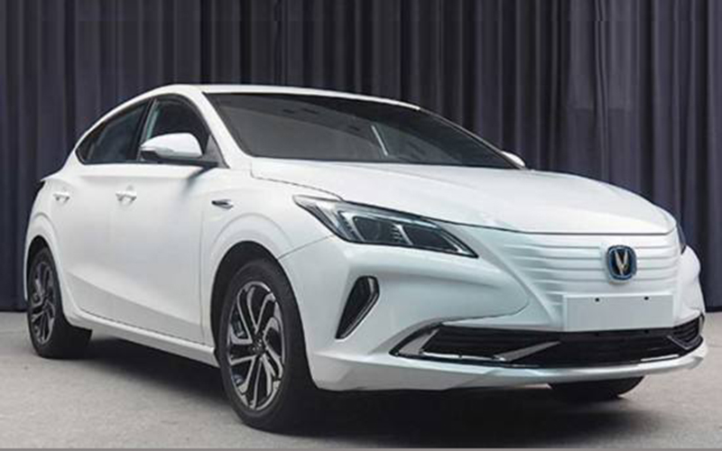 逸动XT的纯电版？！听说这个运动见长的电动小轿车很省电！