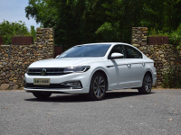 德味十足！中国人都认的2款国民家轿，你得这么选