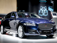 2019年款捷豹XFL、捷豹XEL、路虎发现神行等奇瑞捷豹路虎全系产品亮相羊城