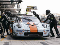 区区几十平米，这间小房子比专业车房还厉害！