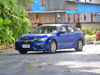 要想家用方便，保养便宜，20来万这两款帅气SUV怎么选