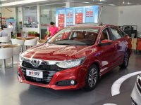 最新平台，这两款热门合资A级车都是刚换代的狠货，选谁好