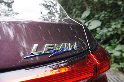 佛系车主说雷凌双擎：我要求不高 省钱省心就好