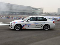 10多万就能买跑车买宝马3系，性价比逆天的二手车能买不？