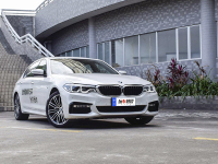 花同样钱买的车，开上5年多卖好几万，这些车牛！