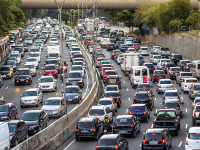 真诡异！没事故、没施工，为啥国内还老是堵得一塌糊涂！