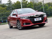 换代后销量大增46%却饱受争议，这些10万级家轿你敢买？