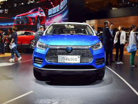 比亚迪S2 vs 元EV360 同门竞争 我们该怎么选?