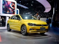 这一辆新上市的精致小车，究竟适合什么样的消费者？