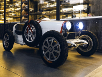 Baby特斯拉算啥？来看看这款超级硬核童车！