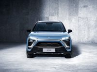 特斯拉颤抖吧!论品牌、颜值、实力都打不过这保时捷新车