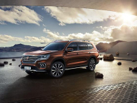 让中国品牌疯狂抄袭的SUV换代了，这周新车实在牛！