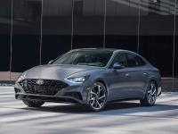 现代汽车新增的这套装备，每年能使车辆多跑1000多公里