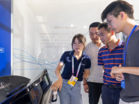 搭载微信车载版 集成全双工语音 TINNOVE OS前瞻版亮相智博会