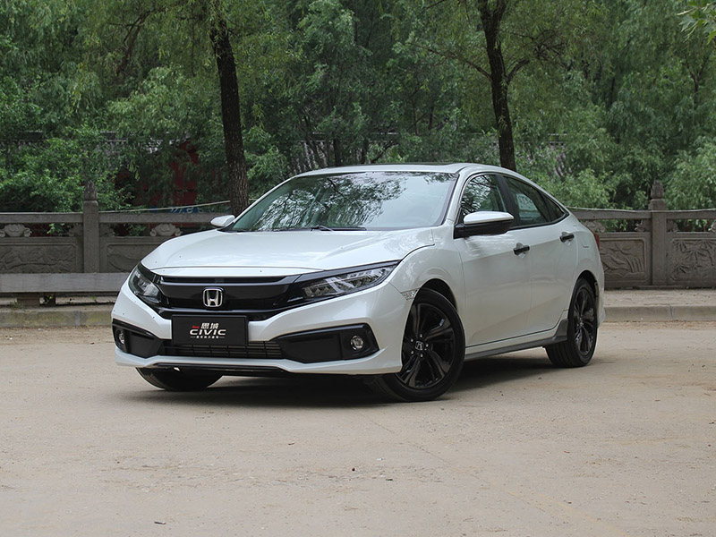 预算10万出头,我不信80后90后不先看这几款轿车!