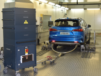 一脚油门6000转！年检要不要这么暴力？