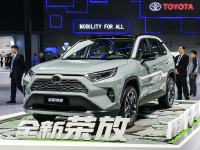 【车闻】大号五菱神车即将上市，这太豪华了吧