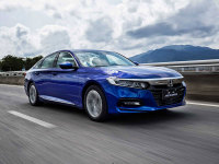 汽车保养，正规4S店和普通维修店选哪个？